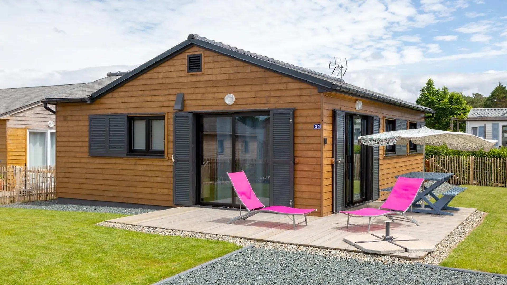 Chalet Bois A 2Kms De La Plage contacts